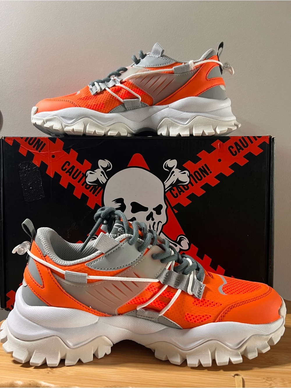 Men’s SZ 7 - Orange and Gray Trail Sneakers -  Athletic Shoes